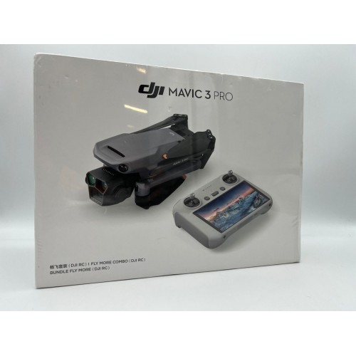 Квадрокоптер DJI Mavic 3 Fly More Combo в Туле DJI RC / с экраном