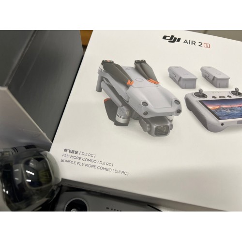 Квадрокоптер DJI AIR 2S Fly More Combo (пульт DJI RC с экраном) в Туле